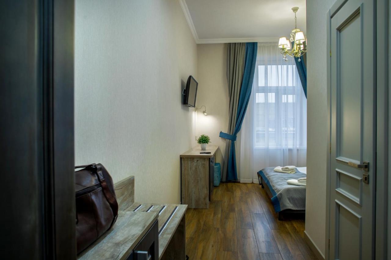 Mini Hotel Barvy Lvova On Horodotska St. 外观 照片