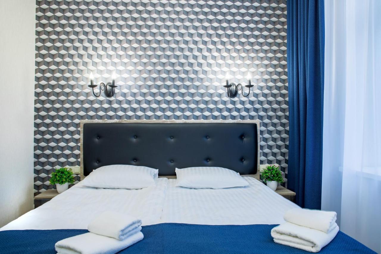 Mini Hotel Barvy Lvova On Horodotska St. 外观 照片