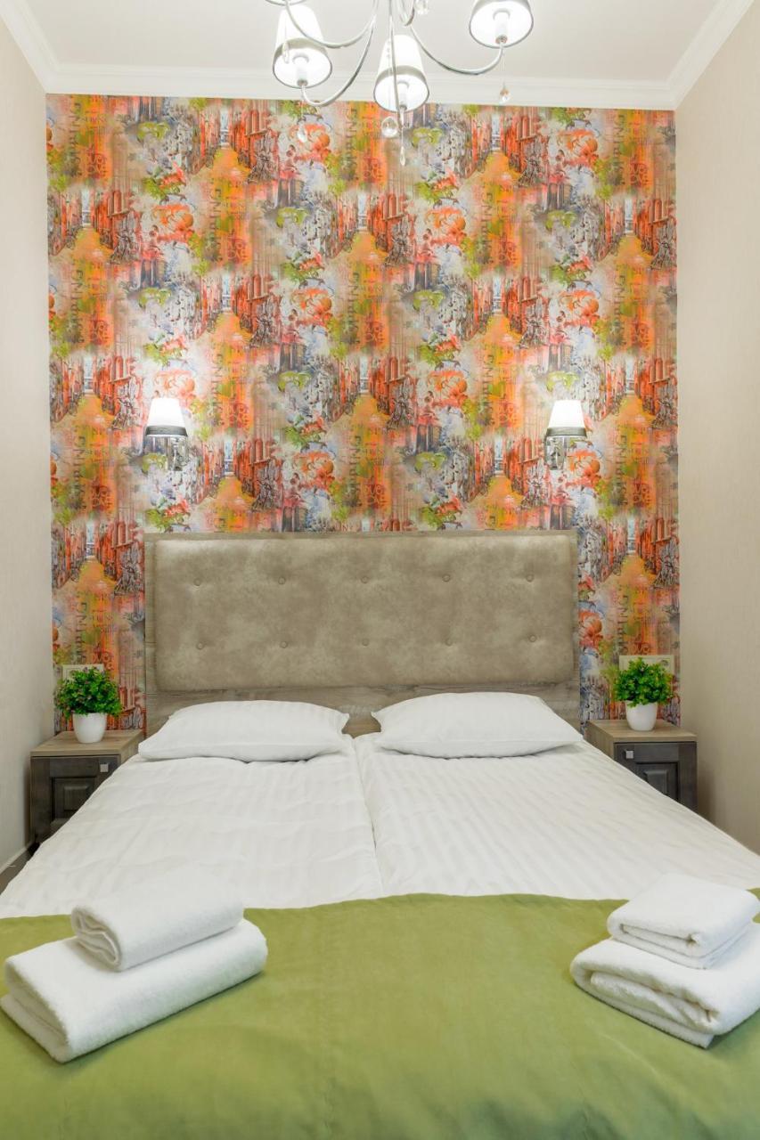 Mini Hotel Barvy Lvova On Horodotska St. 外观 照片
